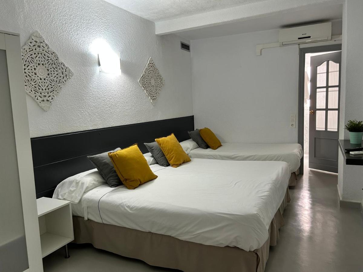 Hostal Berlin Marbella Dış mekan fotoğraf