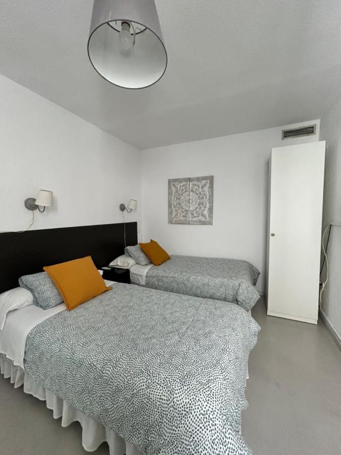 Hostal Berlin Marbella Dış mekan fotoğraf