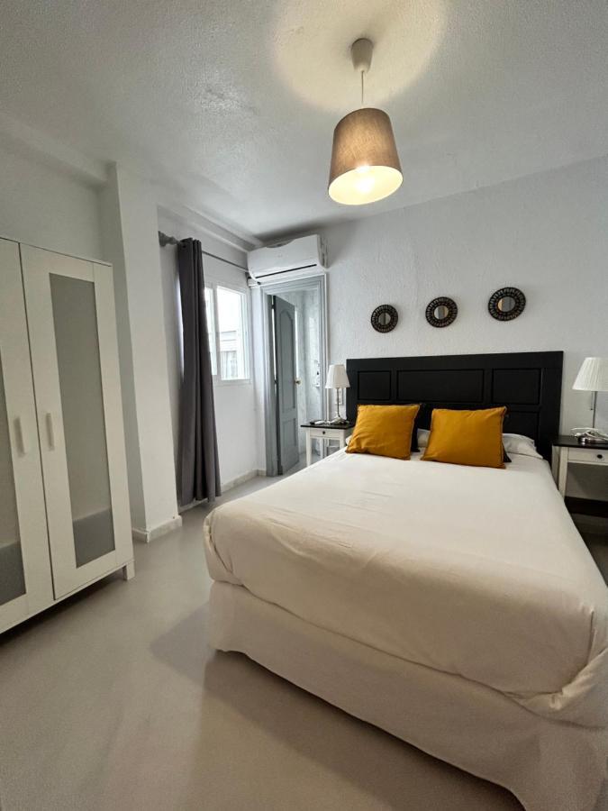 Hostal Berlin Marbella Dış mekan fotoğraf