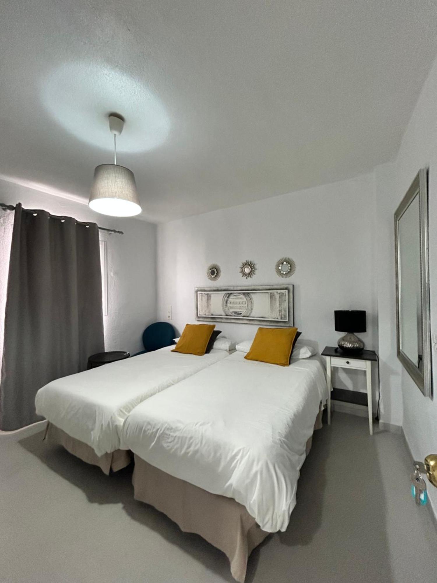 Hostal Berlin Marbella Dış mekan fotoğraf