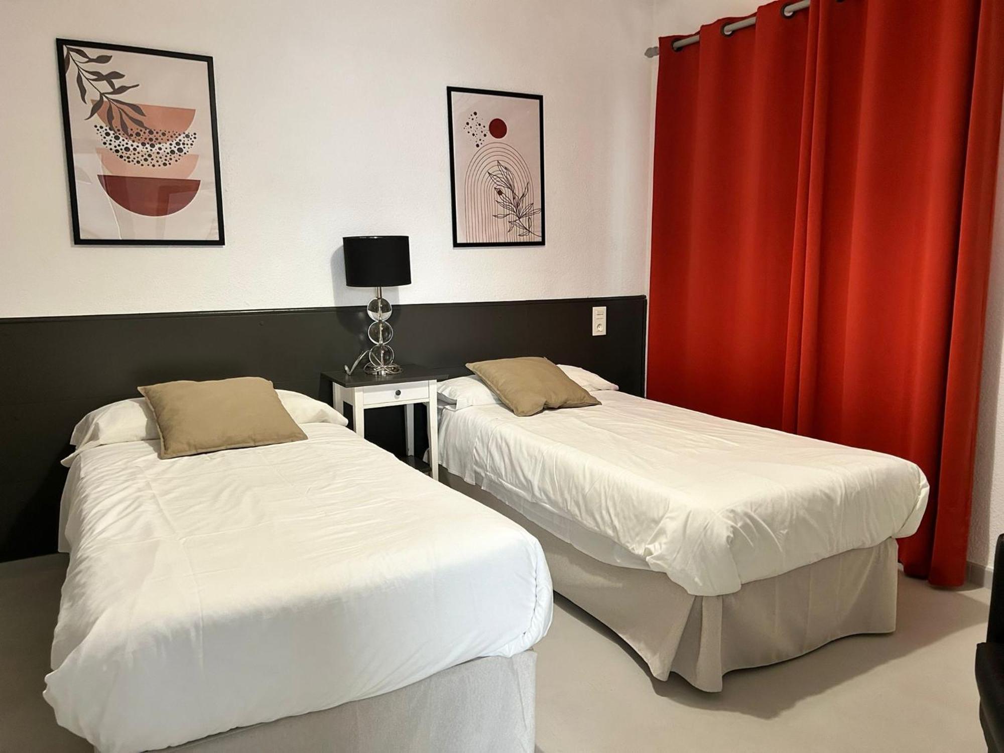 Hostal Berlin Marbella Dış mekan fotoğraf